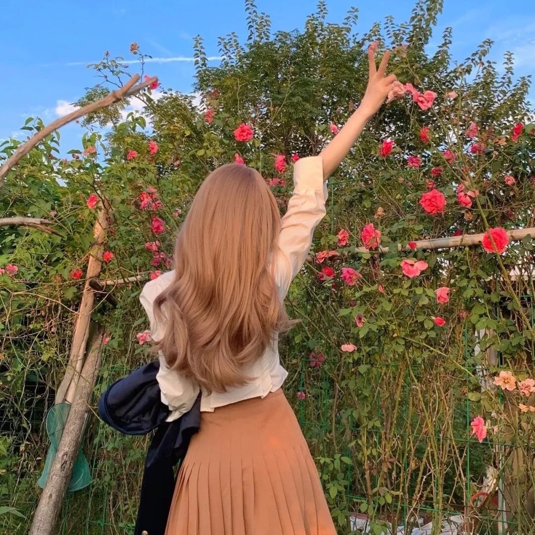 爬墙新娘年十八。